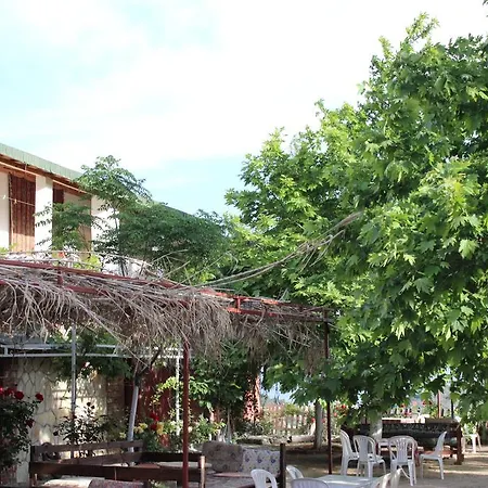 Ikizler Konuk Evi Casa de hóspedes *